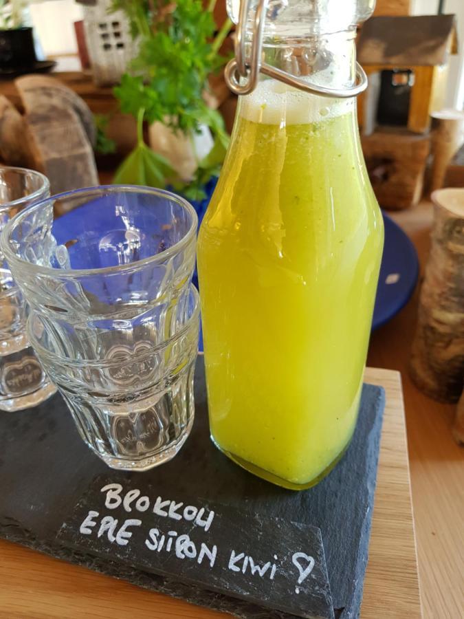 Yggdrasil Farmhotel Retreat, Spa & Yoga Straumsbukta エクステリア 写真
