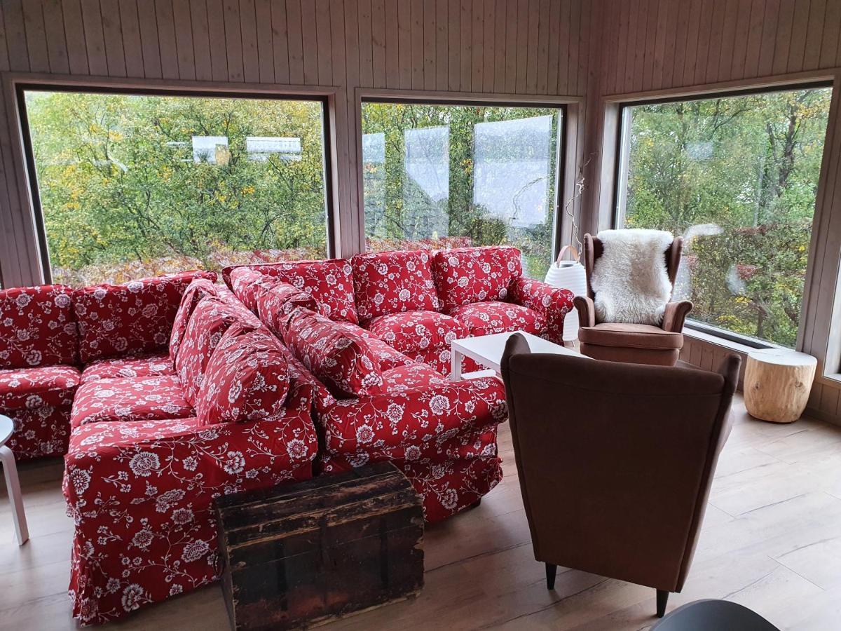 Yggdrasil Farmhotel Retreat, Spa & Yoga Straumsbukta エクステリア 写真