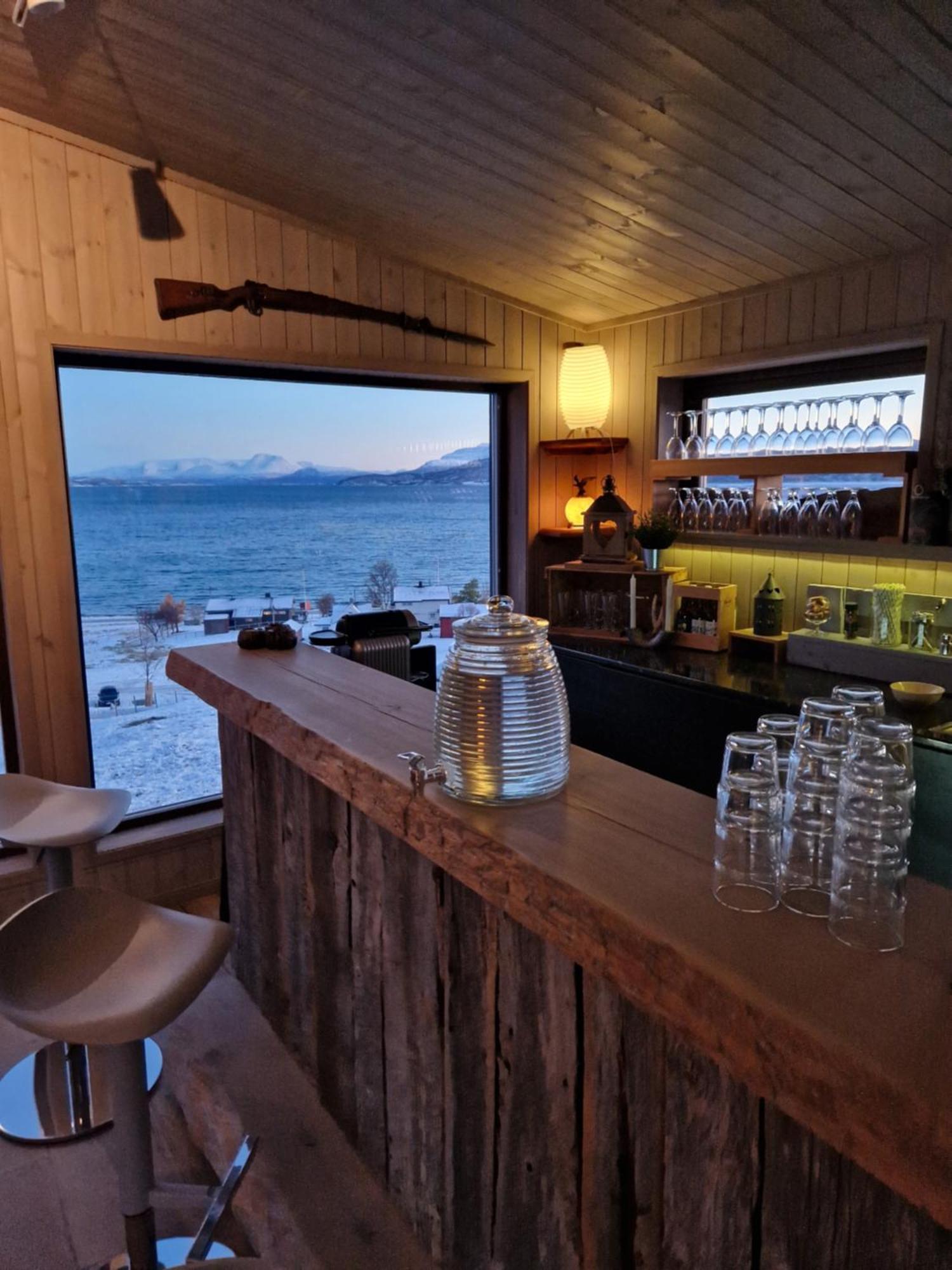 Yggdrasil Farmhotel Retreat, Spa & Yoga Straumsbukta エクステリア 写真
