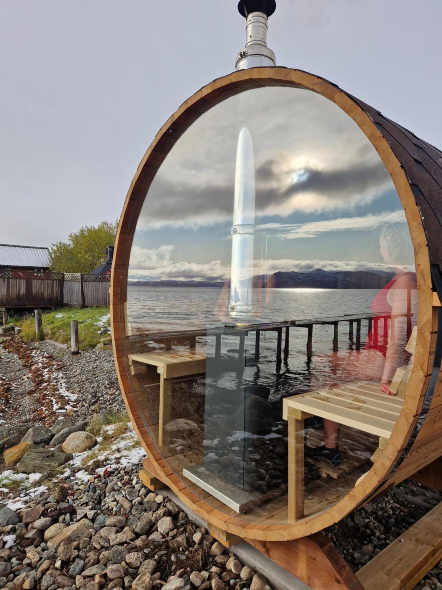 Yggdrasil Farmhotel Retreat, Spa & Yoga Straumsbukta エクステリア 写真
